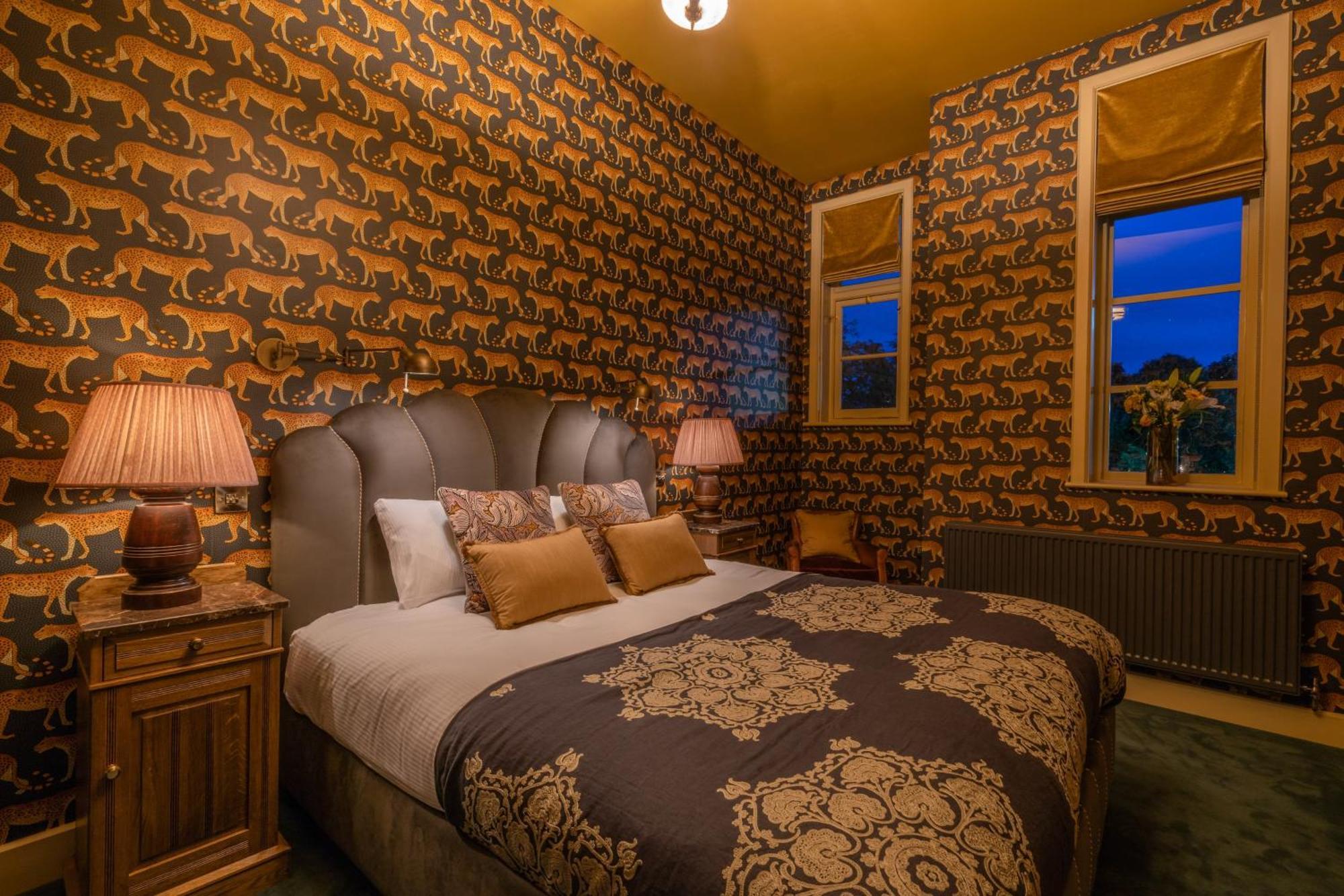Albero Bedrooms Бедфорд Екстериор снимка